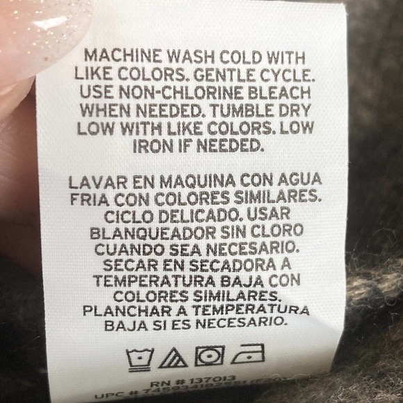 Woolrich Women Shawl Wrap Poncho One Size Gray Animal Print Soft Fringe Winter - Picture 6 of 7